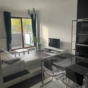 Apartament House4you Apartament Sakura Airport Chopin, Warszawa